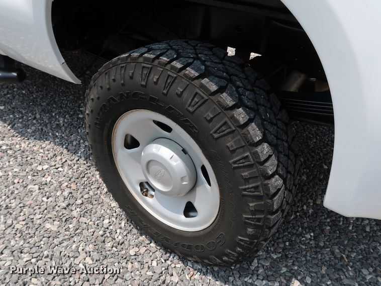 image for item KQ9832 2008 Ford F250  Super Duty XL  SuperCab pickup truck