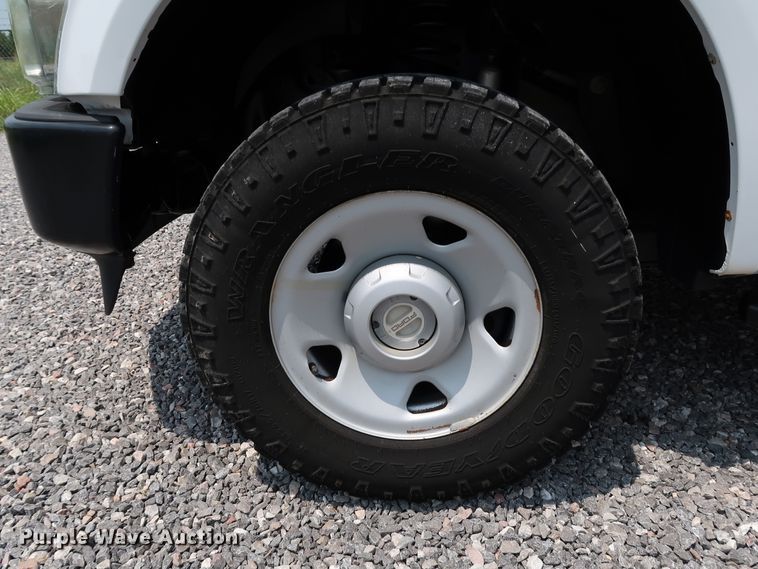 image for item KQ9832 2008 Ford F250  Super Duty XL  SuperCab pickup truck