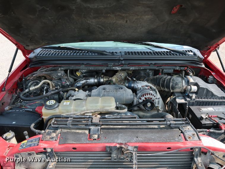 image for item KQ9840 2003 Ford F250  Super Duty XL  Crew Cab pickup truck