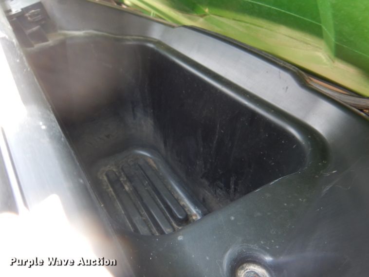 image for item KW9915 2011 John Deere XUV550 S4  utility vehicle