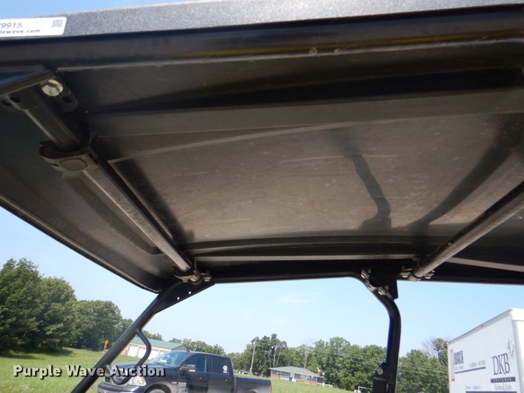 image for item KW9915 2011 John Deere XUV550 S4  utility vehicle