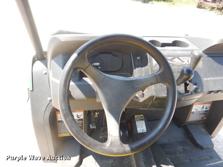 image for item KW9915 2011 John Deere XUV550 S4  utility vehicle