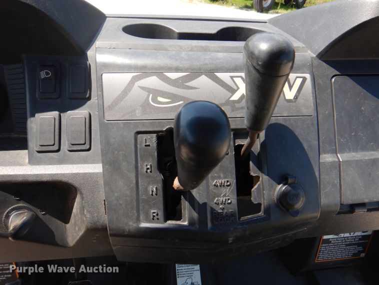 image for item KW9915 2011 John Deere XUV550 S4  utility vehicle