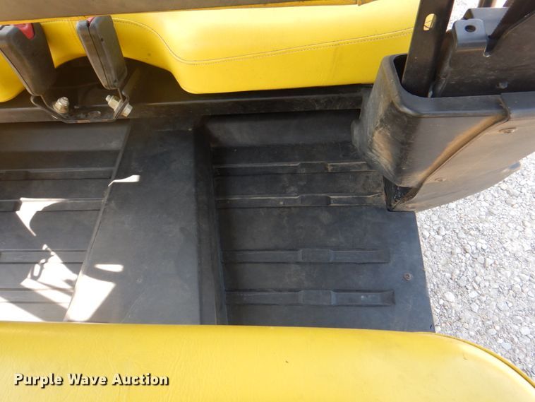 image for item KW9915 2011 John Deere XUV550 S4  utility vehicle