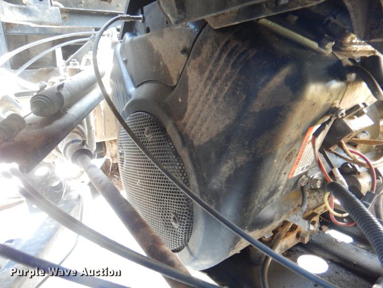 image for item KW9915 2011 John Deere XUV550 S4  utility vehicle