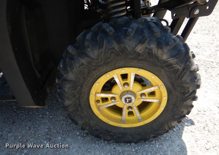 image for item KW9915 2011 John Deere XUV550 S4  utility vehicle