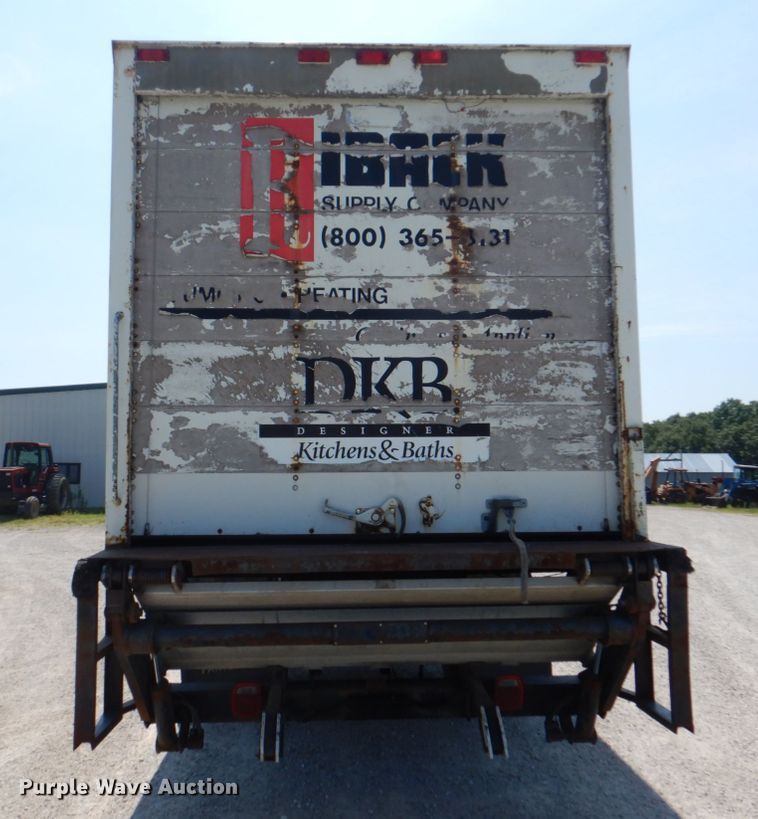 image for item KW9916 1996 Freightliner FL70  box truck