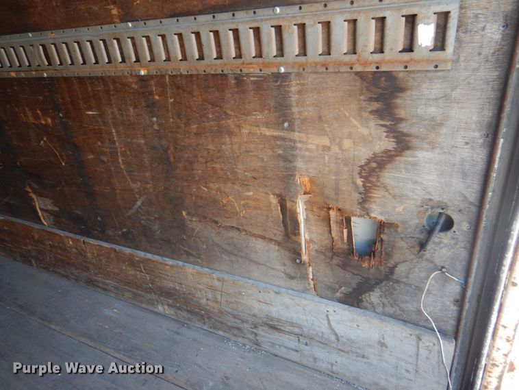 image for item KW9916 1996 Freightliner FL70  box truck