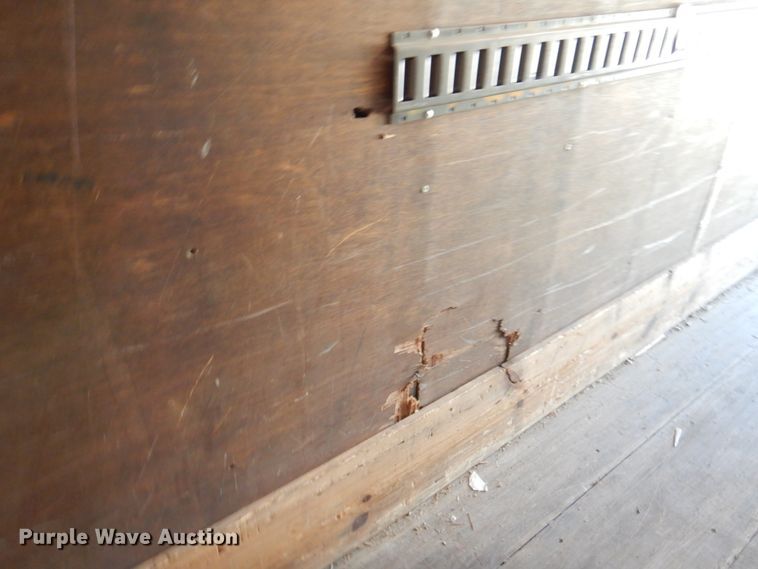 image for item KW9916 1996 Freightliner FL70  box truck