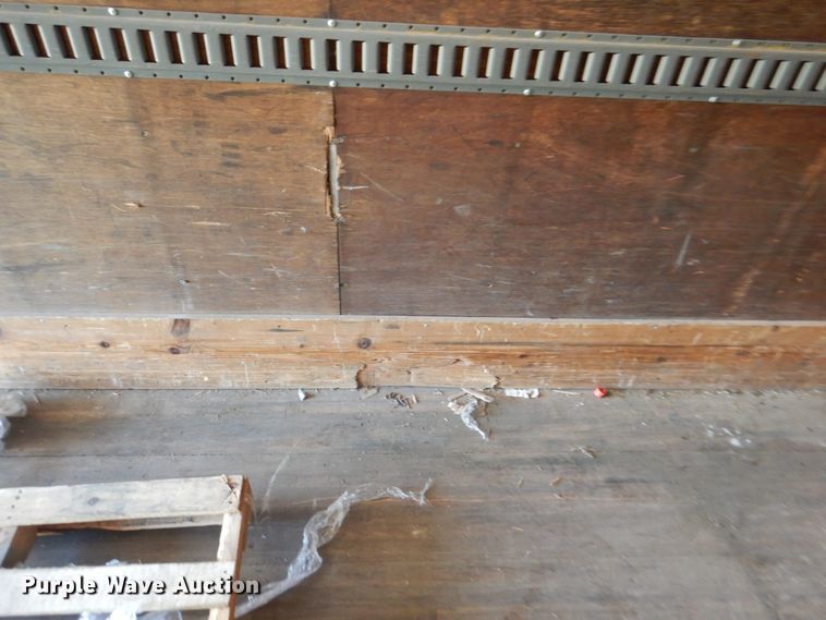 image for item KW9916 1996 Freightliner FL70  box truck