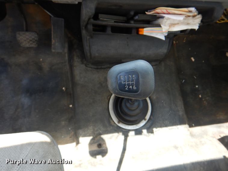 image for item KW9916 1996 Freightliner FL70  box truck