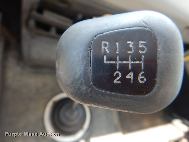 image for item KW9916 1996 Freightliner FL70  box truck