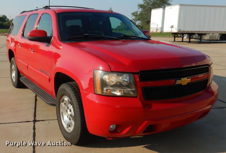 image for item KW9917 2007 Chevrolet Suburban LT  SUV