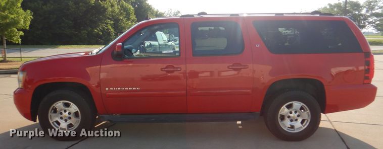 image for item KW9917 2007 Chevrolet Suburban LT  SUV