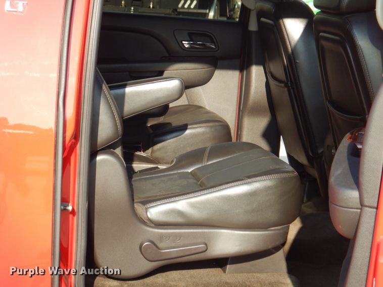 image for item KW9917 2007 Chevrolet Suburban LT  SUV