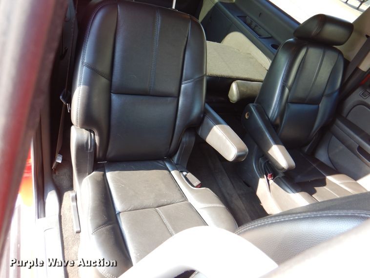 image for item KW9917 2007 Chevrolet Suburban LT  SUV