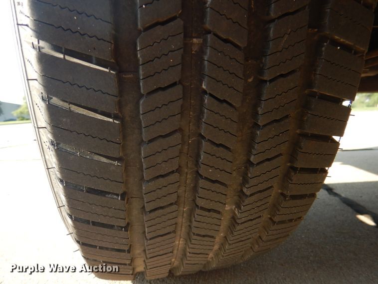 image for item KW9917 2007 Chevrolet Suburban LT  SUV