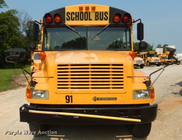 image for item KW9942 1999 International 3800  school bus