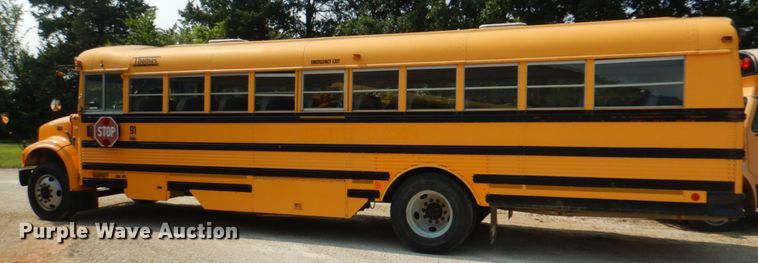 image for item KW9942 1999 International 3800  school bus