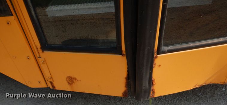 image for item KW9942 1999 International 3800  school bus