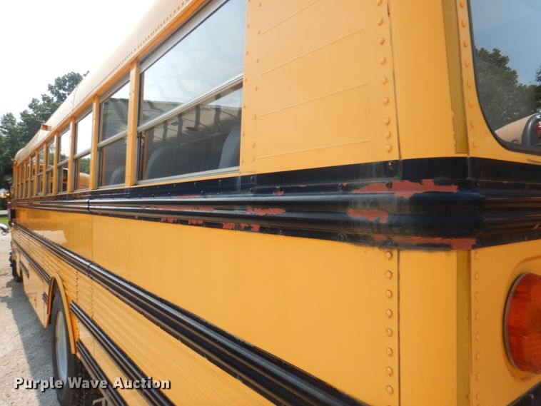 image for item KW9942 1999 International 3800  school bus