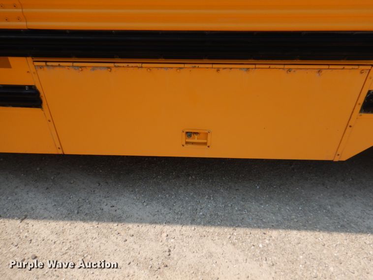 image for item KW9942 1999 International 3800  school bus