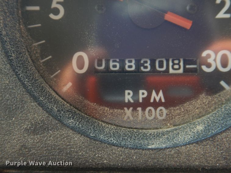 image for item KW9943 1999 Freightliner Thomas Built  school bus