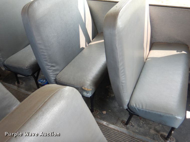 image for item KW9943 1999 Freightliner Thomas Built  school bus