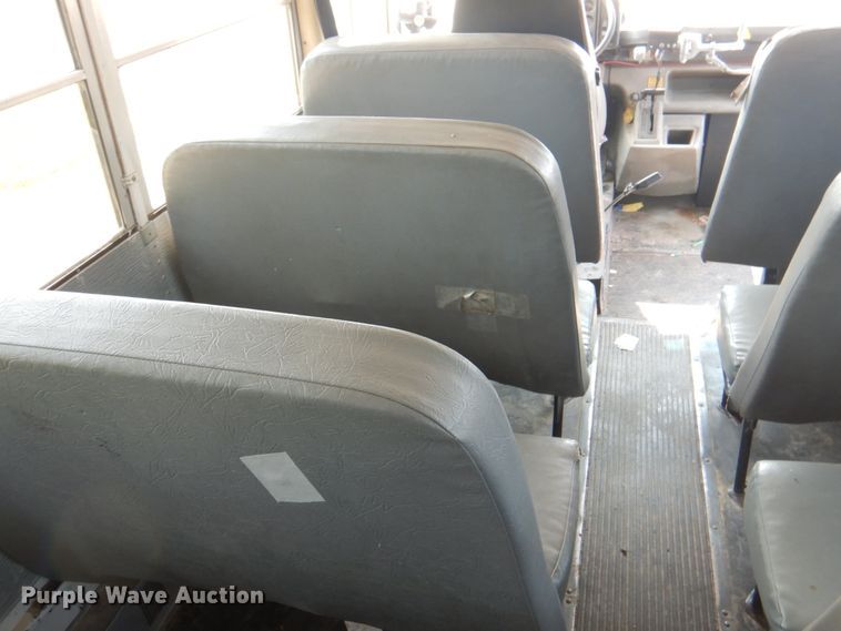 image for item KW9943 1999 Freightliner Thomas Built  school bus