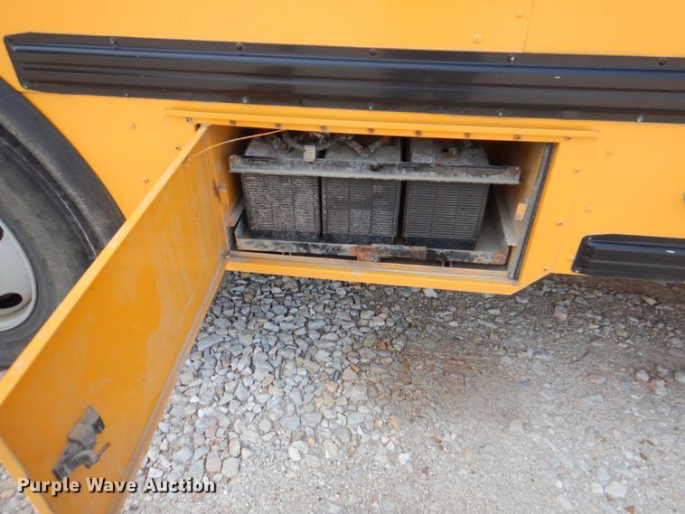 image for item KW9944 2005 International FE300  school bus