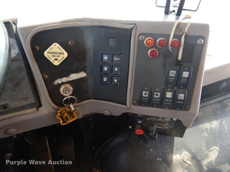 image for item KW9944 2005 International FE300  school bus