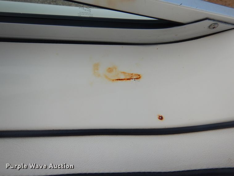 image for item KW9945 1995 Check Mate Convincor  boat