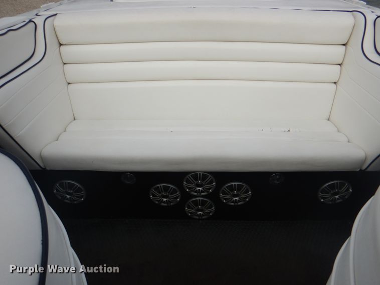 image for item KW9945 1995 Check Mate Convincor  boat