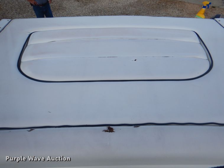 image for item KW9945 1995 Check Mate Convincor  boat