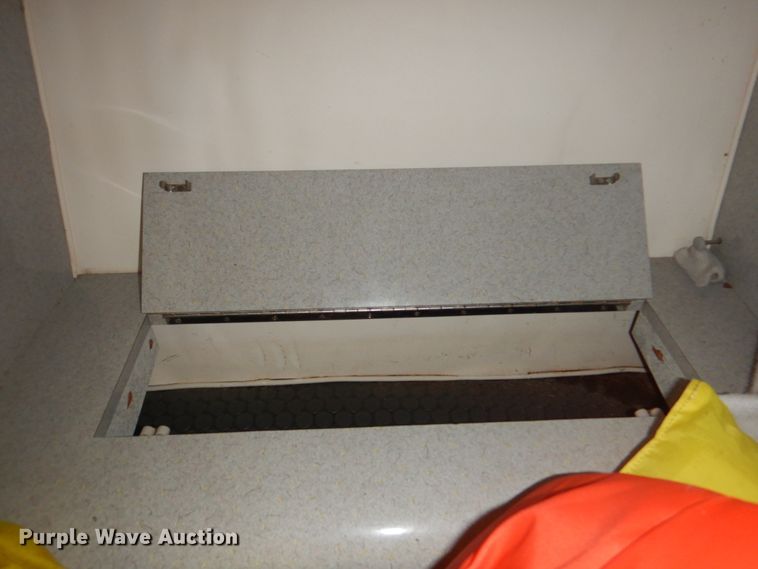 image for item KW9945 1995 Check Mate Convincor  boat