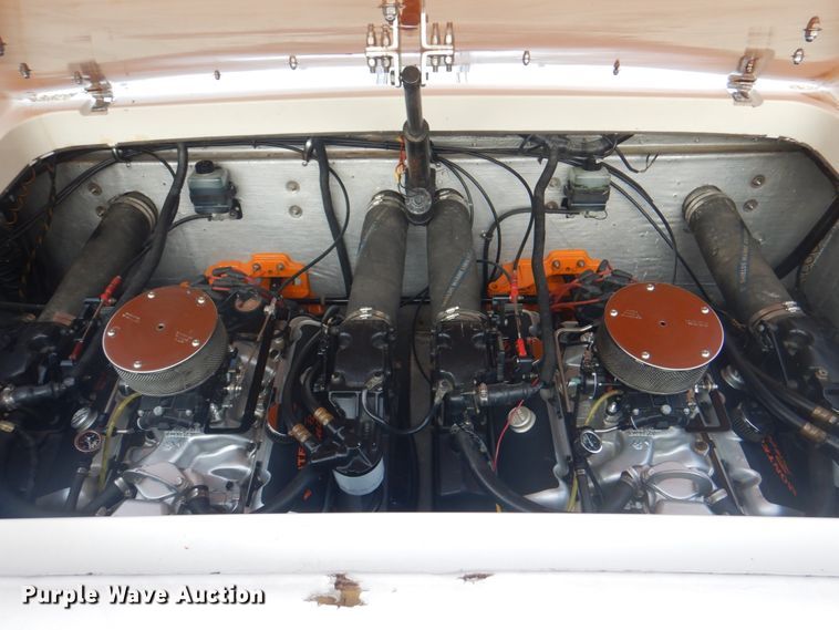 image for item KW9945 1995 Check Mate Convincor  boat