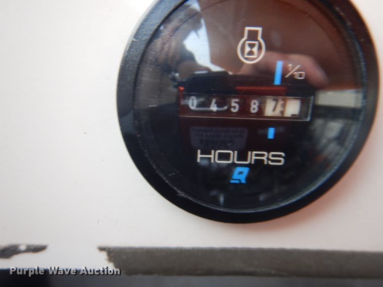 image for item KW9945 1995 Check Mate Convincor  boat