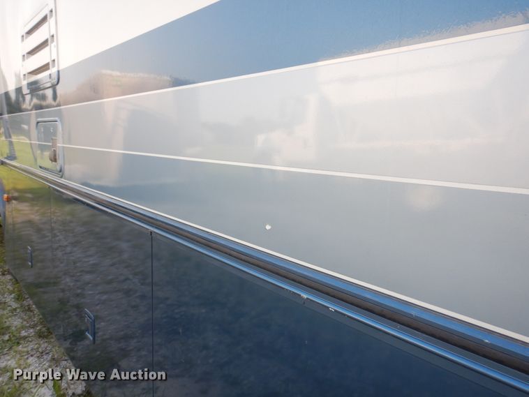 image for item KW9952 1997 Overland Lorado  RV