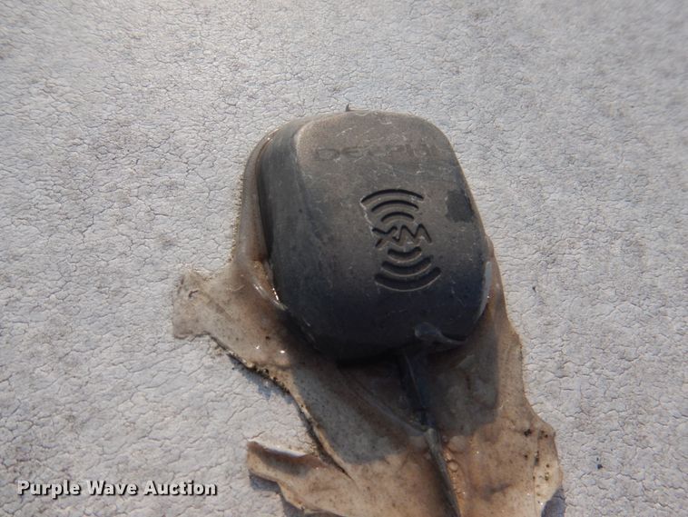 image for item KW9952 1997 Overland Lorado  RV