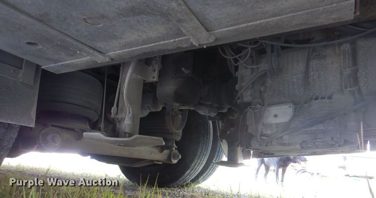 image for item KW9952 1997 Overland Lorado  RV