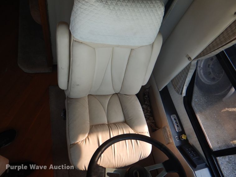 image for item KW9952 1997 Overland Lorado  RV