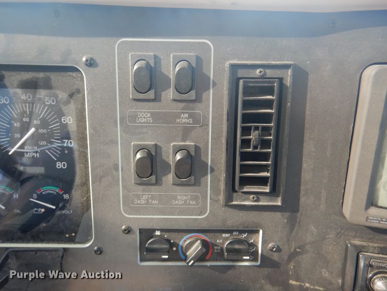 image for item KW9952 1997 Overland Lorado  RV