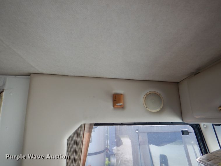 image for item KW9952 1997 Overland Lorado  RV