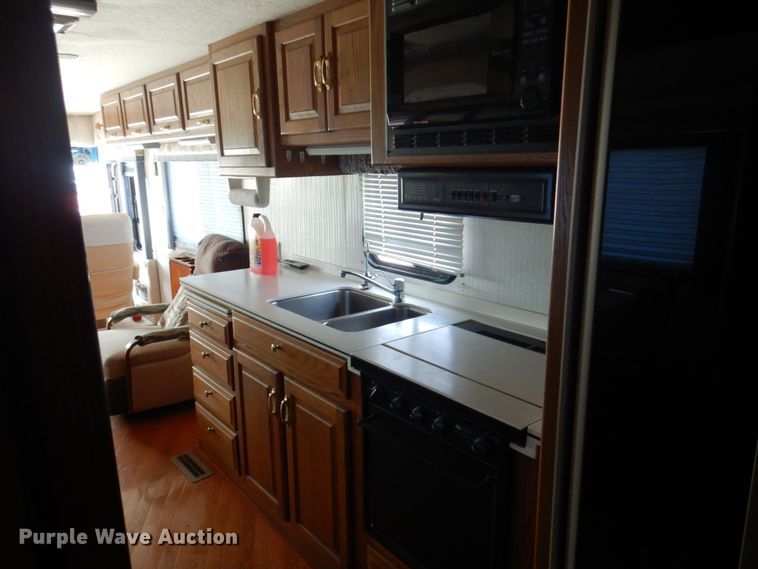 image for item KW9952 1997 Overland Lorado  RV