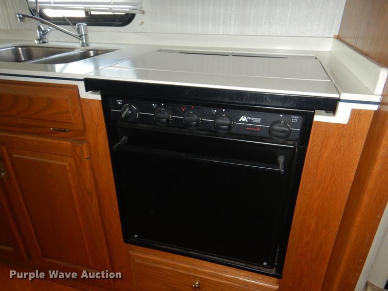 image for item KW9952 1997 Overland Lorado  RV