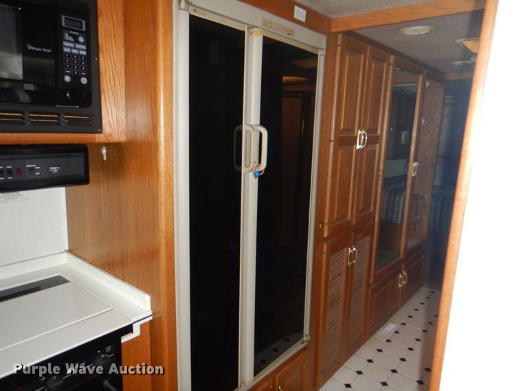 image for item KW9952 1997 Overland Lorado  RV