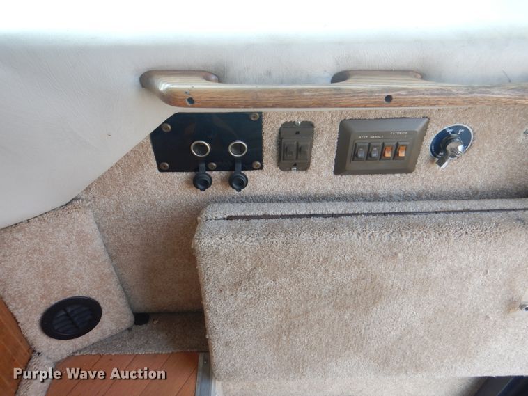 image for item KW9952 1997 Overland Lorado  RV