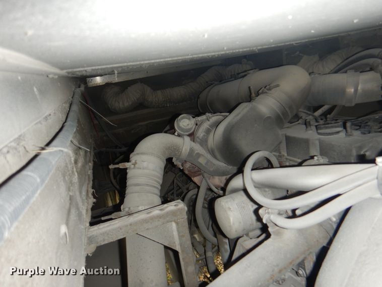 image for item KW9952 1997 Overland Lorado  RV