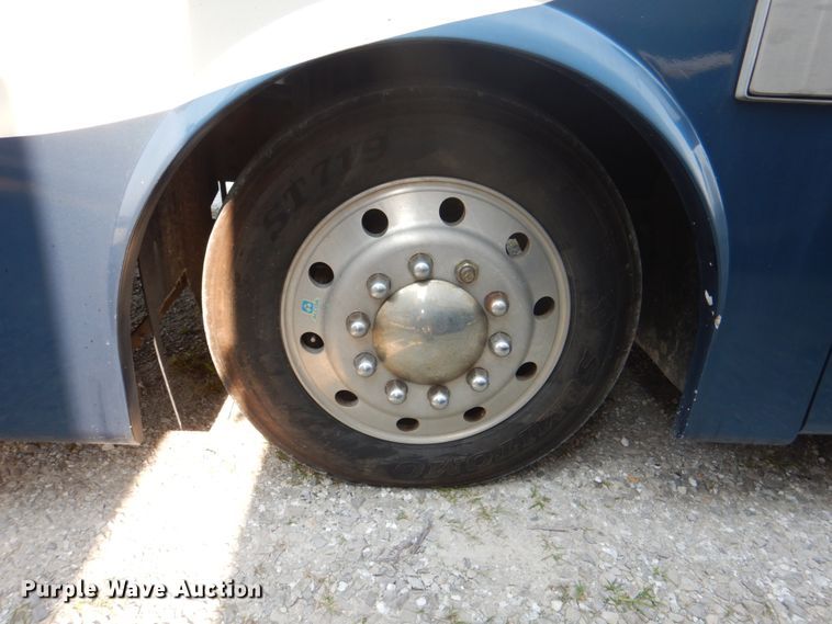 image for item KW9952 1997 Overland Lorado  RV