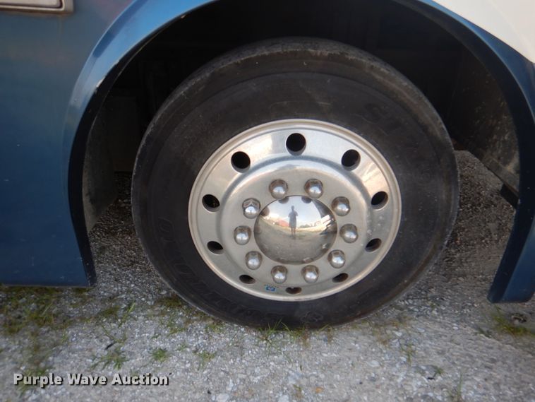 image for item KW9952 1997 Overland Lorado  RV